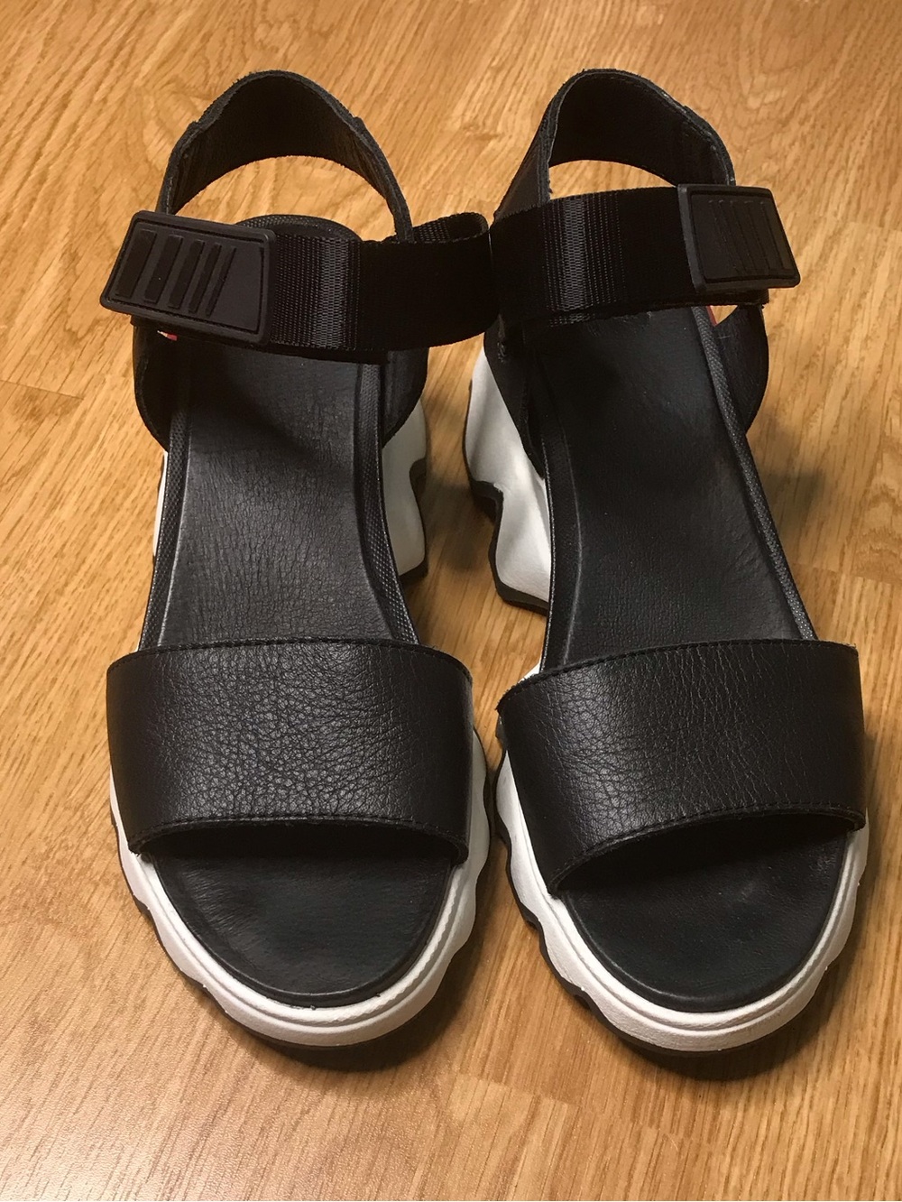 🖤🤍 Sorel Kinetic Wedge Platform Sandals | Women’s Size 8 🤍🖤